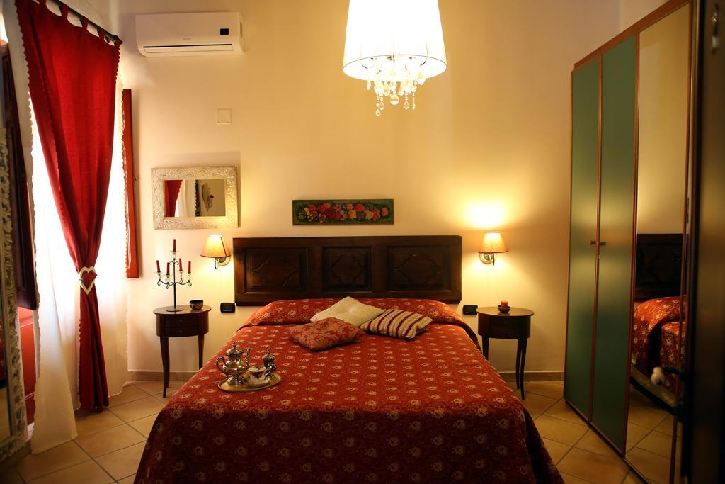 Bed And Breakfast La Posada SantʼAntìoco Buitenkant foto